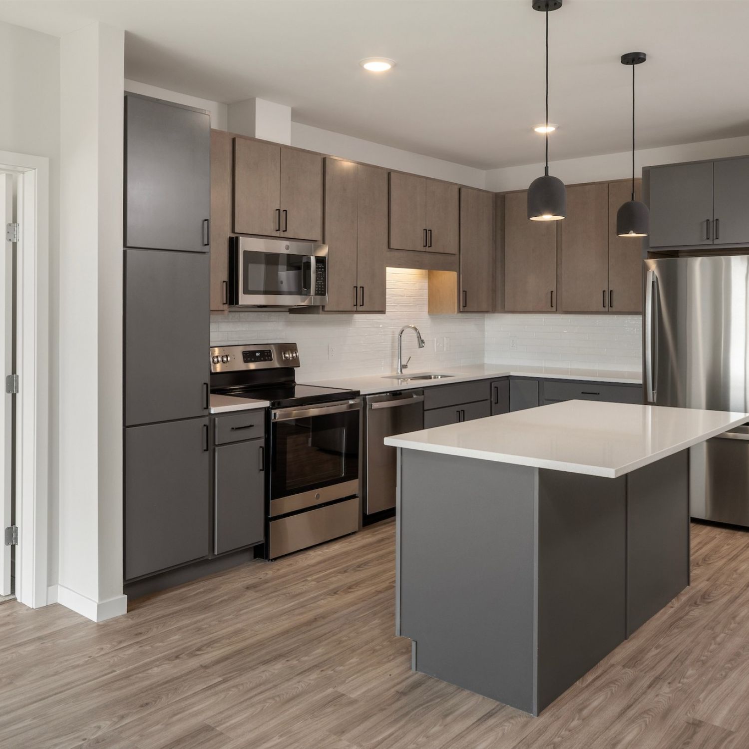 Aster Kitchen with Island